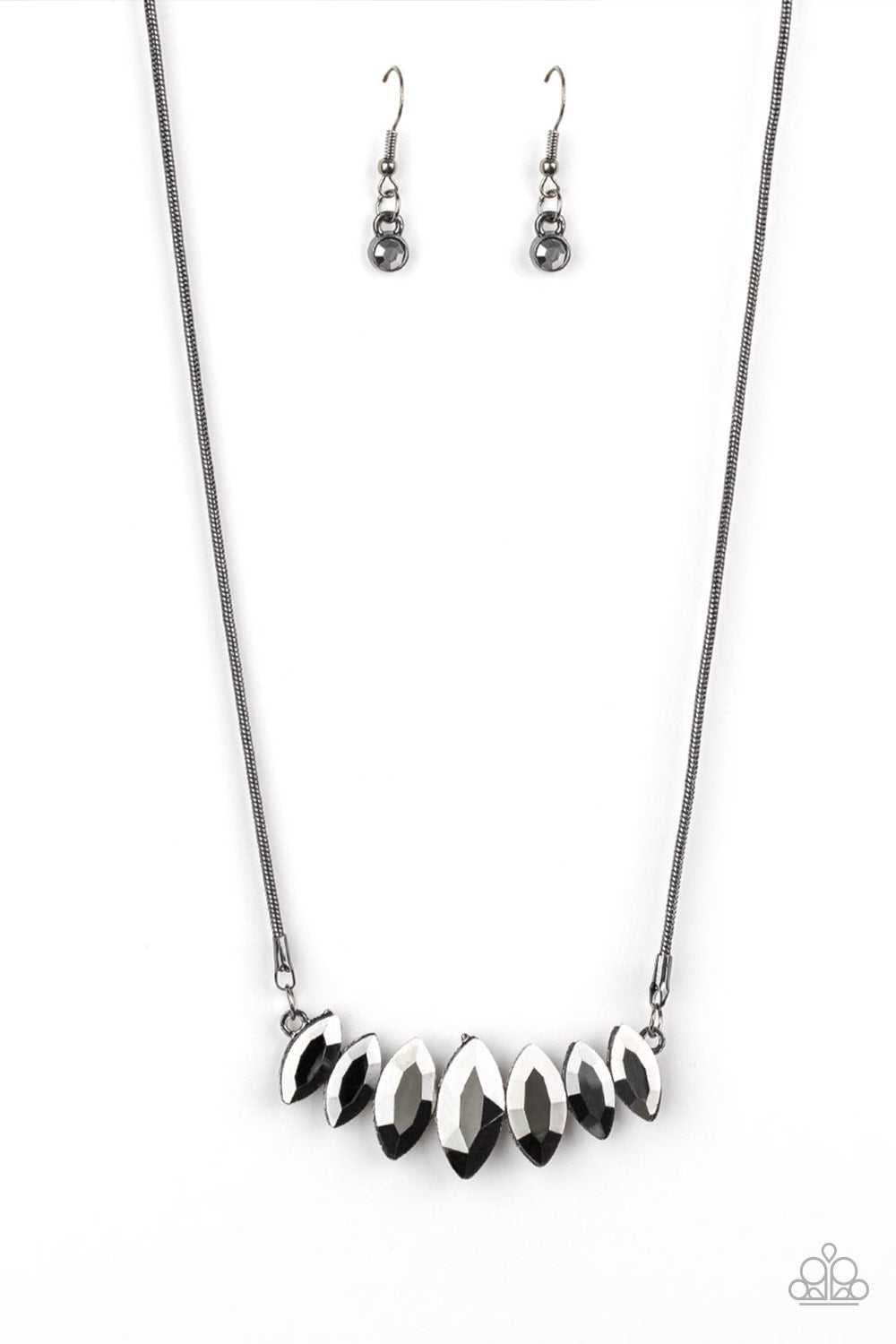 Leading Lady - Black (Gunmetal)