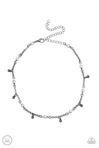 What A Stunner - Black (Gunmetal)