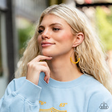 Load image into Gallery viewer, Catch a Breeze - Yellow
