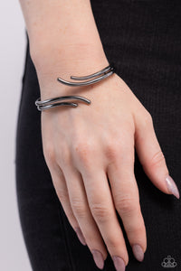 Elven Elegance - Black (Gunmetal)